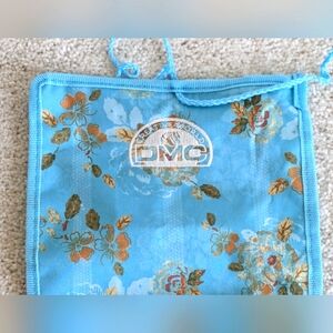 DMC Stitch Bow Travel Roll
